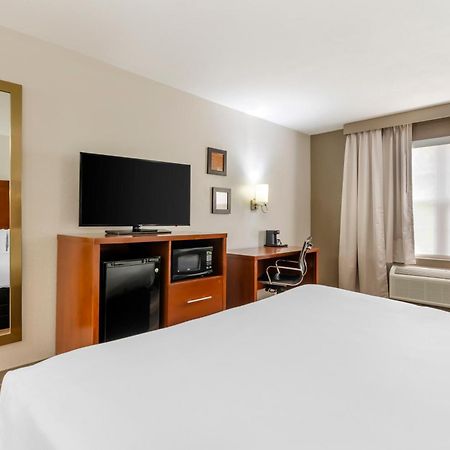 Comfort Inn Wytheville - Fort Chiswell Max Meadows Экстерьер фото
