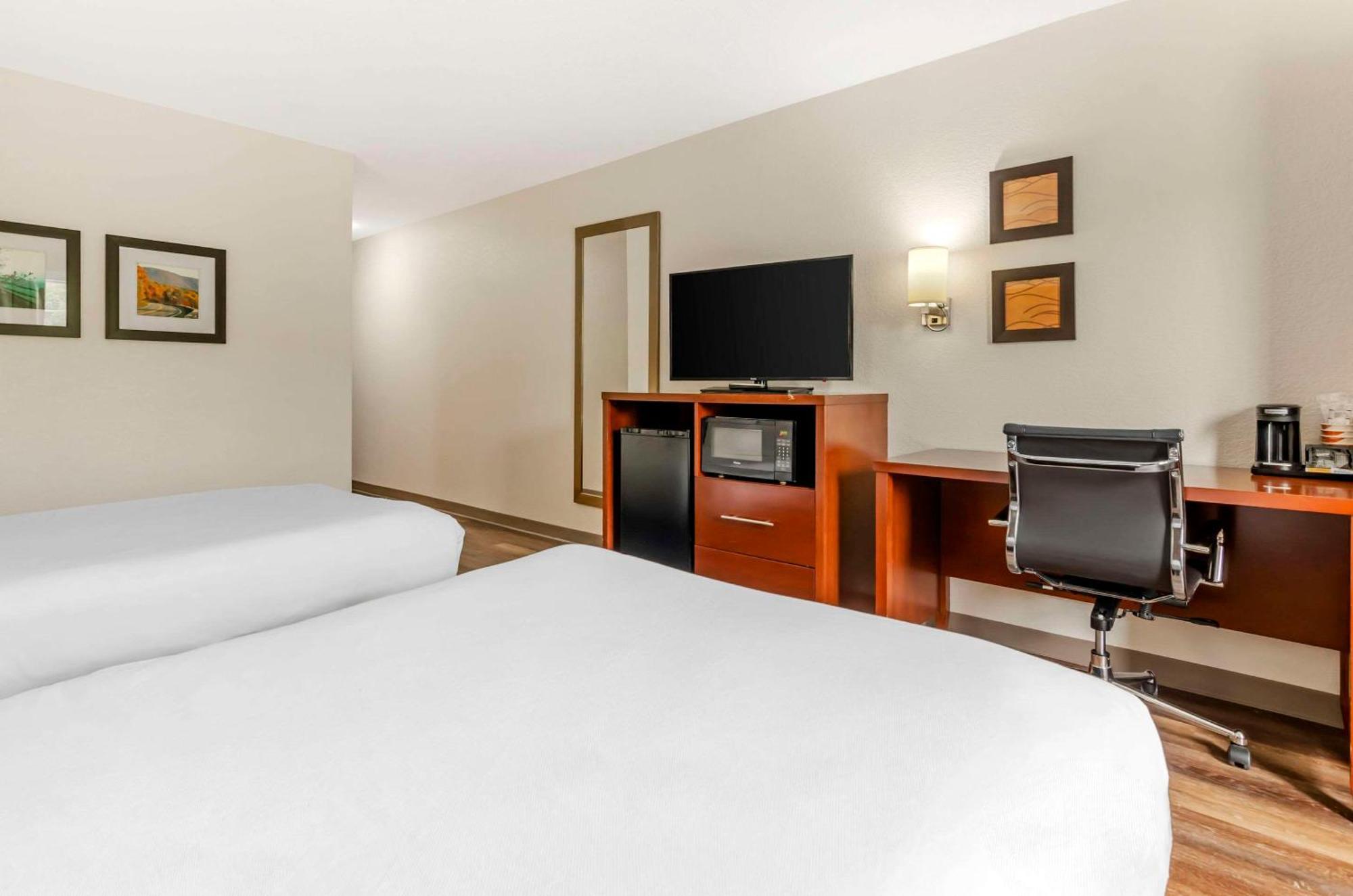 Comfort Inn Wytheville - Fort Chiswell Max Meadows Экстерьер фото